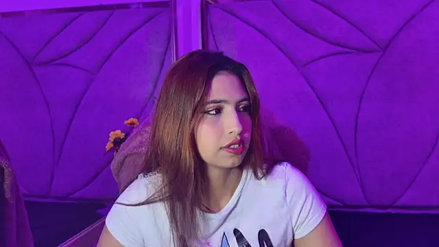 Snapshot of Tammy_Blackk chatting on November 19, 2025, 4:12 am Tammy Blackk online show from November 19, 2025, 4:12 am