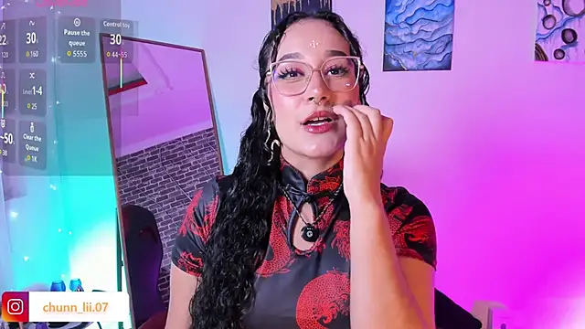 chunn liioo online show from March 20, 2026, 1:28 am