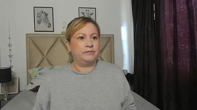 Snapshot of MonyCassius chatting on May 25, 2026, 12:04 pm MonyCassius online show from May 25, 2026, 12:04 pm