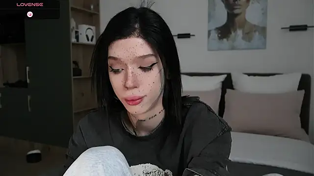 Dasha M online show from July 7, 2026, 11:47 am