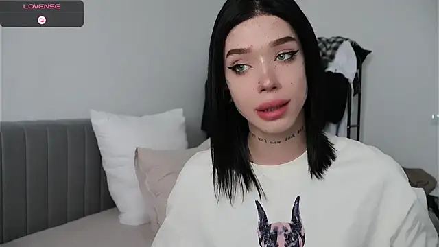 Dasha M online show from July 17, 2026, 12:13 pm