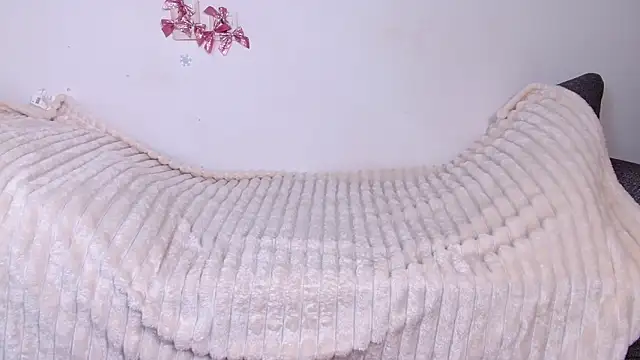 Snapshot of bellaa_love_ chatting on March 17, 2026, 12:02 am bellaa love online show from March 17, 2026, 12:02 am