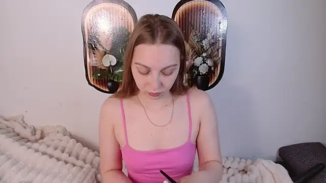 Snapshot of bellaa_love_ chatting on May 14, 2026, 12:07 am bellaa love online show from May 14, 2026, 12:07 am