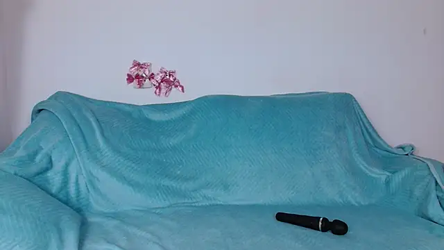 Snapshot of bellaa_love_ chatting on February 12, 2026, 12:21 am bellaa love online show from February 12, 2026, 12:21 am