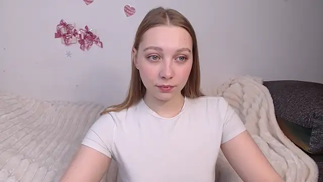 Snapshot of bellaa_love_ chatting on March 3, 2026, 11:34 pm bellaa love online show from March 3, 2026, 11:34 pm