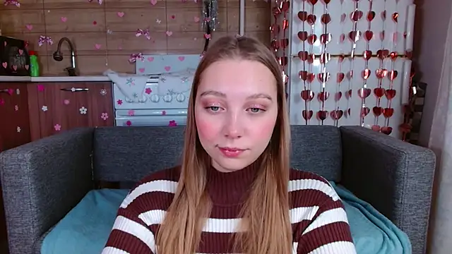 bellaa love  online show from February 3, 2026, 12:21 am