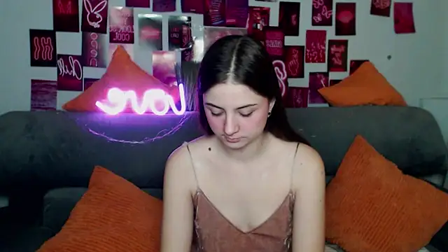 Snapshot of MilanaRoza chatting on November 6, 2025, 5:55 am MilanaRoza online show from November 6, 2025, 5:55 am