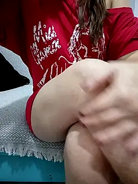 simay1111 online show from November 26, 2025, 5:24 pm