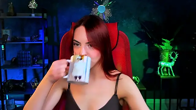 Snapshot of evanellson chatting on February 15, 2026, 2:38 pm evanellson online show from February 15, 2026, 2:38 pm