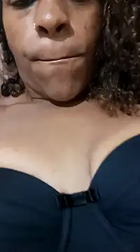 Snapshot of pitchuxa chatting on December 6, 2024, 11:49 am pitchuxa online show from December 6, 2024, 11:49 am