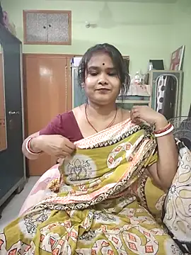 yoursweety09 online show from April 26, 2026, 1:30 pm