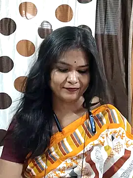 yoursweety09 online show from November 23, 2025, 8:46 am