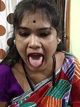 yoursweety09 online show from October 10, 2025, 12:11 am