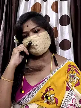 Snapshot of yoursweety09 chatting on July 13, 2026, 8:02 am yoursweety09 online show from July 13, 2026, 8:02 am