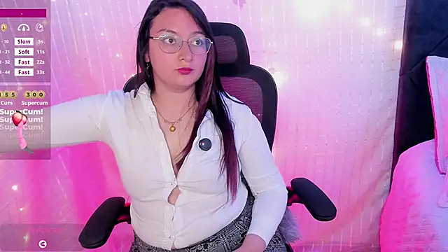 Snapshot of hanna_rose_28_ chatting on May 14, 2026, 1:30 pm hanna rose 28 online show from May 14, 2026, 1:30 pm