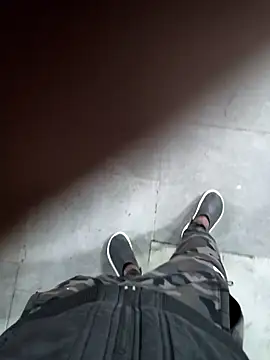 Snapshot of Cv_69 chatting on January 18, 2025, 4:31 pm Cv 69 online show from January 18, 2025, 4:31 pm