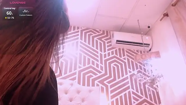 Snapshot of SashaDurante chatting on March 9, 2026, 12:30 pm SashaDurante online show from March 9, 2026, 12:30 pm