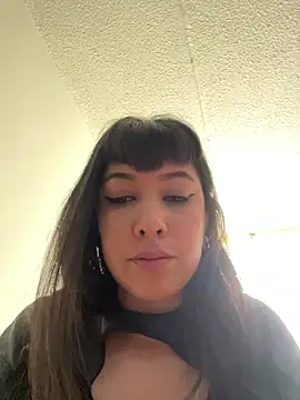 Carla Phoenix online show from November 24, 2025, 4:18 pm