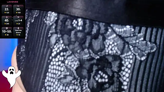 Snapshot of aliciarobinsXXX chatting on October 12, 2025, 2:35 am aliciarobinsXXX online show from October 12, 2025, 2:35 am