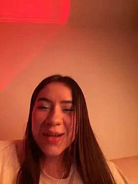 Snapshot of Im_Valen_Cute chatting on November 25, 2025, 3:40 am Im Valen Cute online show from November 25, 2025, 3:40 am