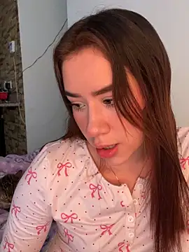 Im Valen Cute online show from February 8, 2026, 9:45 pm