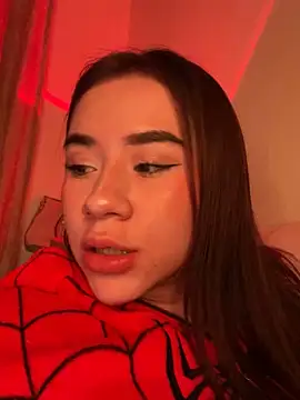 Snapshot of Im_Valen_Cute chatting on November 6, 2025, 4:38 am Im Valen Cute online show from November 6, 2025, 4:38 am