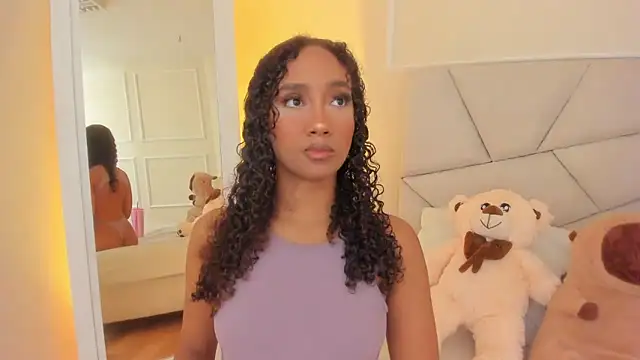 Snapshot of Amber__Sanchez chatting on March 13, 2025, 1:54 am Amber Sanchez online show from March 13, 2025, 1:54 am
