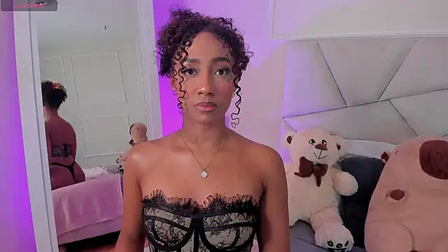 Snapshot of Amber__Sanchez chatting on March 20, 2025, 12:19 am Amber Sanchez online show from March 20, 2025, 12:19 am