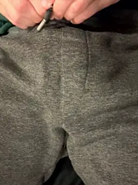 Snapshot of Dan8736 chatting on November 17, 2025, 8:46 pm Dan8736 online show from November 17, 2025, 8:46 pm