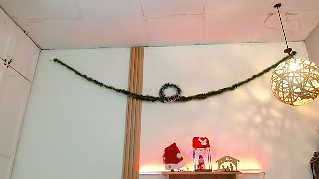 Reiko 85  online show from December 5, 2025, 2:15 pm