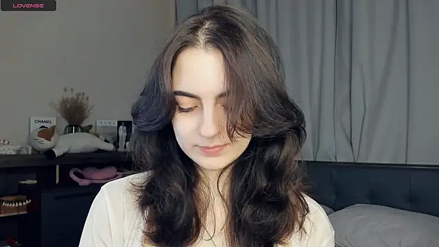 Snapshot of DracosMoon chatting on November 28, 2025, 7:08 am DracosMoon online show from November 28, 2025, 7:08 am