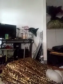 Cumhrd777 online show from November 13, 2025, 10:13 pm