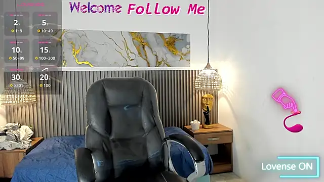 Snapshot of Dyla_n18 chatting on July 8, 2026, 8:20 pm Dyla n18 online show from July 8, 2026, 8:20 pm