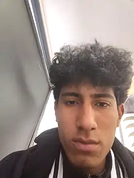 alexander32r online show from December 17, 2025, 4:01 pm