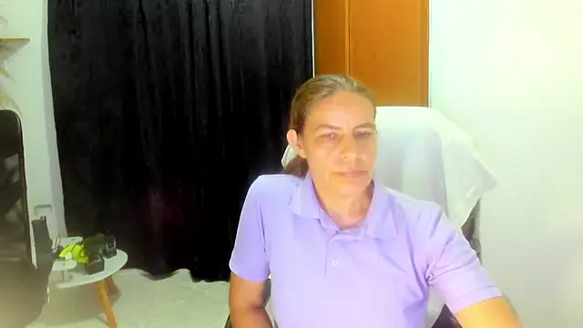 Snapshot of Milf_karlye chatting on November 22, 2025, 2:54 am Milf karlye online show from November 22, 2025, 2:54 am