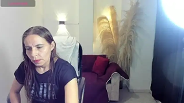 Milf karlye online show from June 12, 2026, 2:09 am