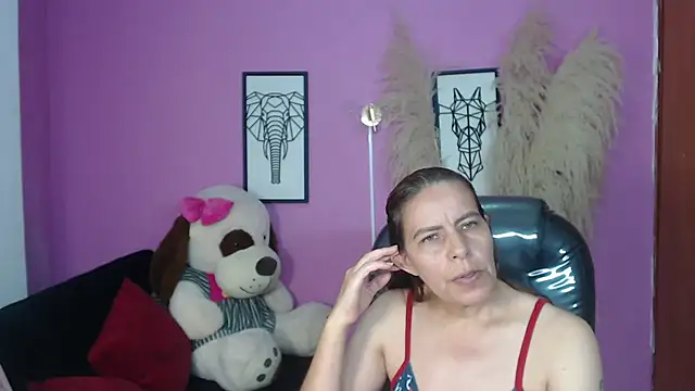 Snapshot of Milf_karlye chatting on October 12, 2025, 2:35 am Milf karlye online show from October 12, 2025, 2:35 am