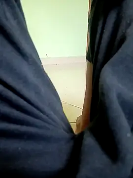 Snapshot of deshi_boybig chatting on March 17, 2025, 1:50 pm deshi boybig online show from March 17, 2025, 1:50 pm