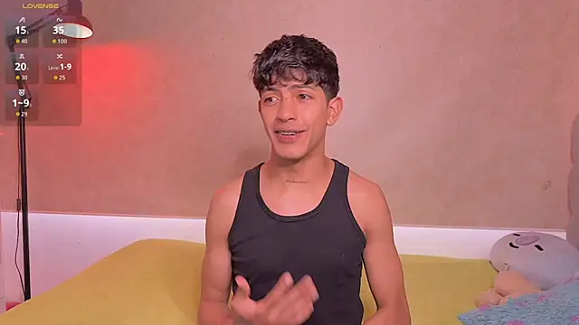 Snapshot of teobowny_ chatting on June 17, 2026, 2:27 pm teobowny online show from June 17, 2026, 2:27 pm