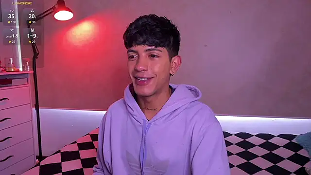 Snapshot of teobowny_ chatting on October 7, 2025, 12:39 pm teobowny online show from October 7, 2025, 12:39 pm