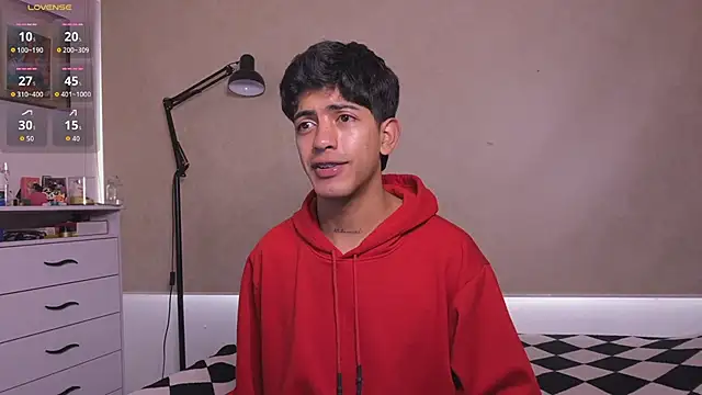 Snapshot of teobowny_ chatting on November 19, 2025, 1:11 pm teobowny online show from November 19, 2025, 1:11 pm