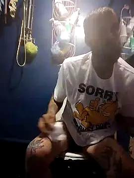 Whipit323 online show from December 26, 2024, 8:39 am