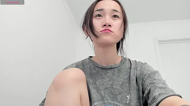 Snapshot of aenie chatting on March 21, 2025, 10:17 am aenie online show from March 21, 2025, 10:17 am