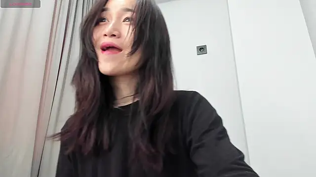 Snapshot of aenie chatting on February 3, 2025, 4:14 am aenie online show from February 3, 2025, 4:14 am