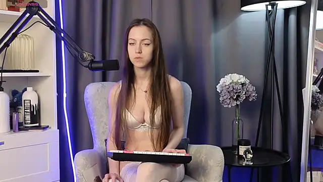 Snapshot of Anal_Girl_ chatting on June 10, 2026, 5:58 pm Anal Girl online show from June 10, 2026, 5:58 pm