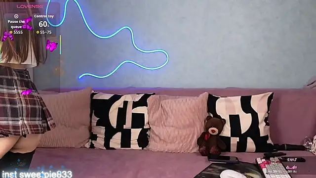 Anal Girl  online show from January 16, 2026, 4:44 pm