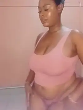 Luciouslips00 online show from May 3, 2026, 7:50 pm