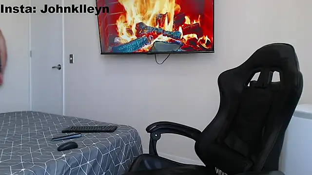 Snapshot of jonhklleyn chatting on December 16, 2025, 6:12 pm jonhklleyn online show from December 16, 2025, 6:12 pm