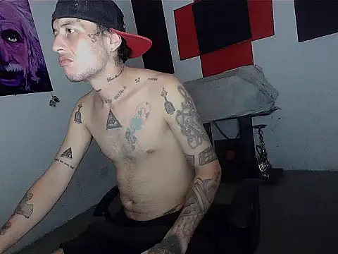 patrik tattoo  online show from May 22, 2026, 4:54 am