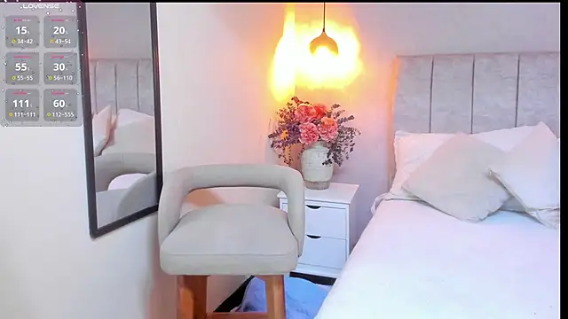 Snapshot of tutu_milf chatting on November 5, 2025, 7:17 pm tutu milf online show from November 5, 2025, 7:17 pm